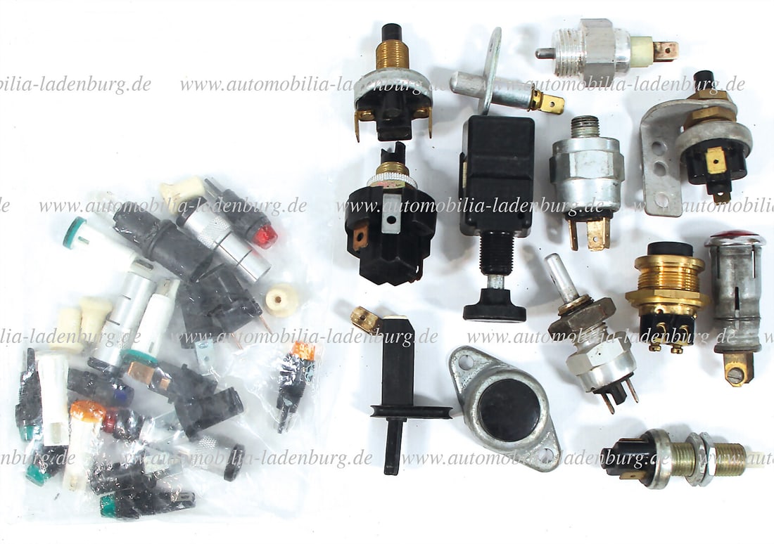PORSCHE mixed lot of switches/indicator lamps for Porsche 911   German Description  PORSCHE Konvolut (1 of 1)