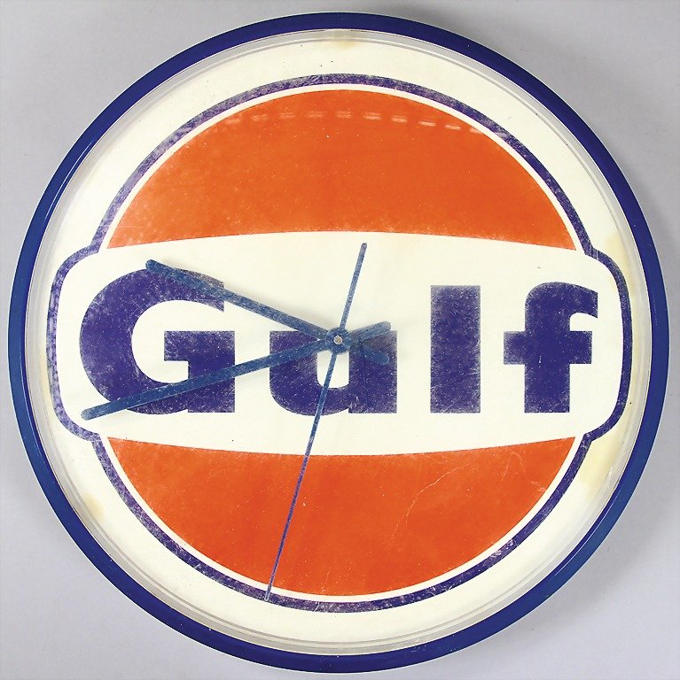 GULF, advertising clock, '60s, plastic, 30.5 cm i: GULF, advertising clock, '60s, plastic, 30.5 cm in diameter German Description GULF Werbeuhr, 60er Jahre, Kunststoff, Durchmesser 30,5 cm