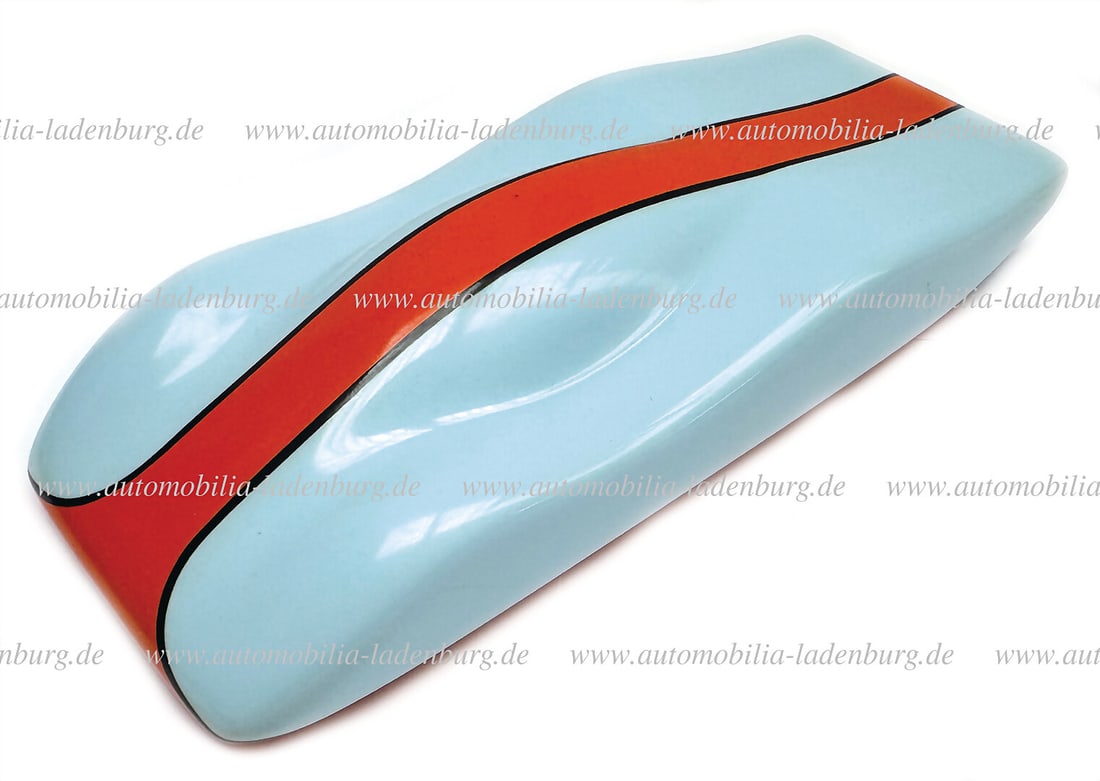 PORSCHE Cast resin sculpture Porsche 917 Gulf by Stephane Dufour, limited edition 41/200, 26x11x6cm (1 of 1)