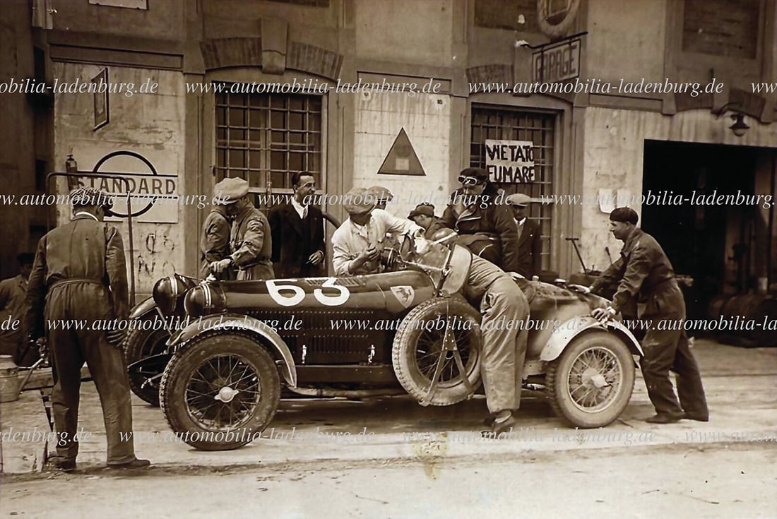 FERRARI original b/w photo, Foligno / Comotti with her Alfa Romeo 6C 1750GS (Scuderia Ferrari),: FERRARI original b/w photo, Foligno / Comotti with her Alfa Romeo 6C 1750GS (Scuderia Ferrari), beautiful photo, 11x16cm German Description FERRARI original s/w Aufnahme, Foligno / Comotti mit ihrem A