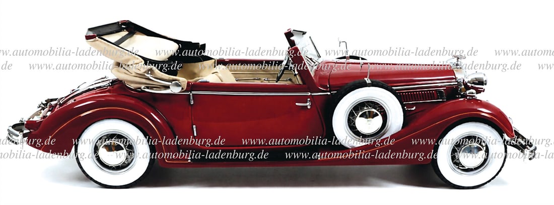 HORCH / CMC Model car Horch 853 1937, scale 1:12, manufacturer "CMC", incl. showcase, good condition (1 of 5)