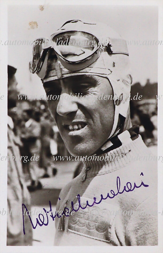 AUTO UNION / TAZIO NUVOLARI Hand-signed original b/w photograph / photo postcard, signed by Tazio (1 of 2)