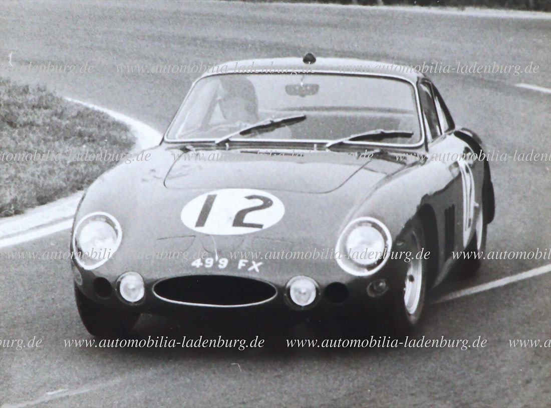 FERRARI Original b/w photograph Sears / Salmon on Ferrari 330LMB (#4725A), Le Mans 1963, 18x24cm, (1 of 2)