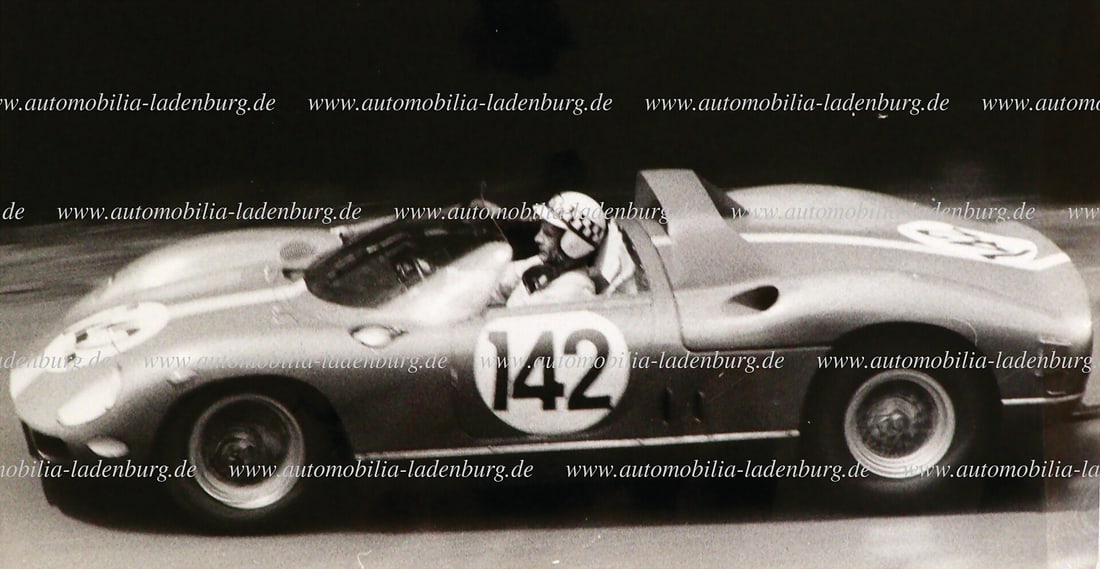 FERRARI Original b/w photo Hill / Ireland on Ferrari 275P (#0818), 1000KM Nürburgring 1964, (1 of 2)