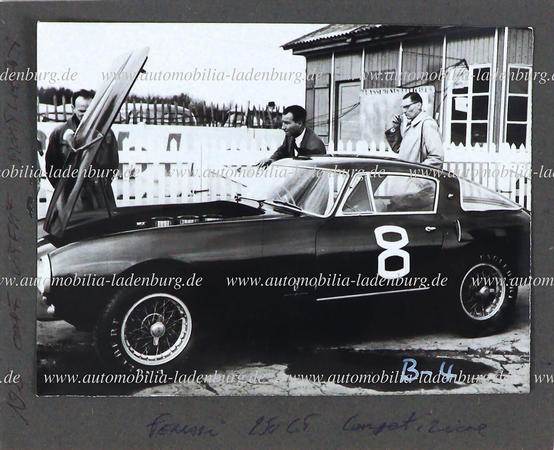 FERRARI Original b/w photograph Pierre Noblet on 250MM (#0310MM ), Coupe de Vitesse 1955, 9x12cm, on: FERRARI Original b/w photograph Pierre Noblet on 250MM (#0310MM ), Coupe de Vitesse 1955, 9x12cm, on album page German Description FERRARI Original s/w Aufnahme Pierre Noblet auf 250MM (#0310MM ), Cou
