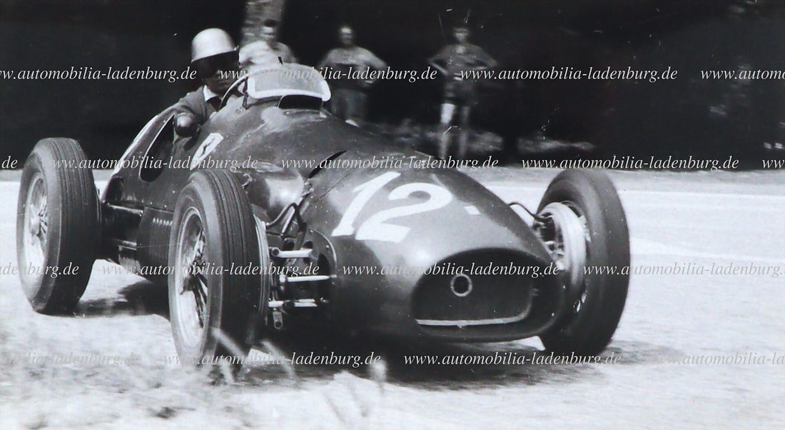 FERRARI Original b/w photo Piero Taruffi on Ferrari 500, GP France 1952, 9,3x17cm, stamped (1 of 2)