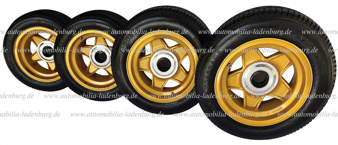 FERRARI 1 set of Campagnolo rims for Ferrari 365 GTB/4 Daytona Group 4 Competizione, 2x 9.5 inch /: FERRARI 1 set of Campagnolo rims for Ferrari 365 GTB/4 Daytona Group 4 Competizione, 2x 9.5 inch / 2x 11.5 inch, with tires, rear rims without manufacturer designation German Description FERRARI 1 Sat