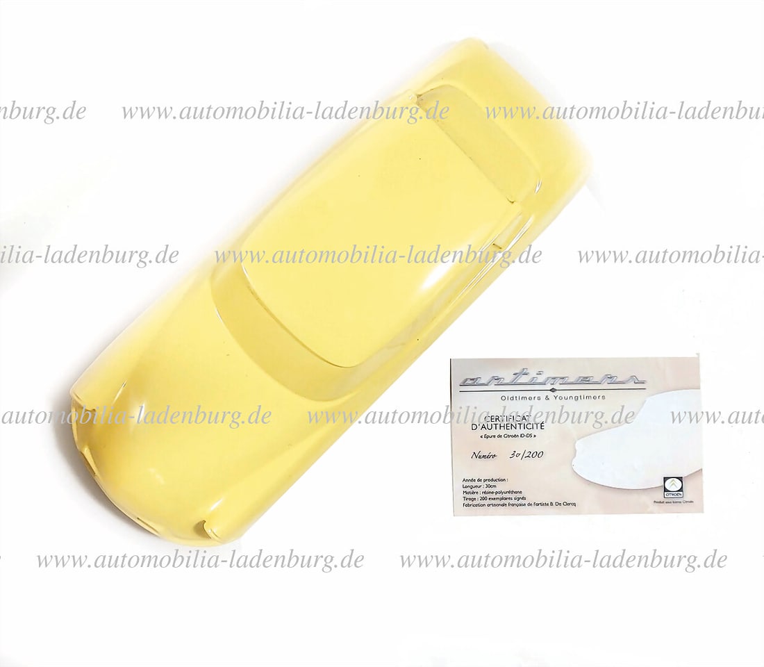 CITROEN Limited edition plastic sculpture (30/200) Citroen DS by artimers / B. De Clercq, screwed (1 of 1)