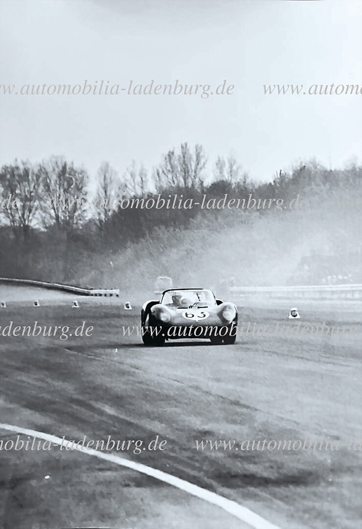FERRARI Original b/w photo Parkes / Guichet on Ferrari 275P2 (#0836), 1000KM Monza 1965, 18x13cm (1 of 2)