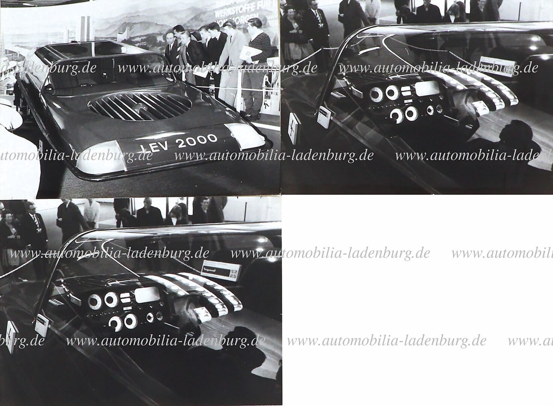 BAYER Mixed lot of 3 original b/w photos, Bayer plastic car LEV 2000 prototype, 16x21cm German: BAYER Mixed lot of 3 original b/w photos, Bayer plastic car LEV 2000 prototype, 16x21cm German Description BAYER Konvolut 3 original s/w Aufnahmen, Bayer Kunststoffauto LEV 2000 Prototyp, 16x21cm