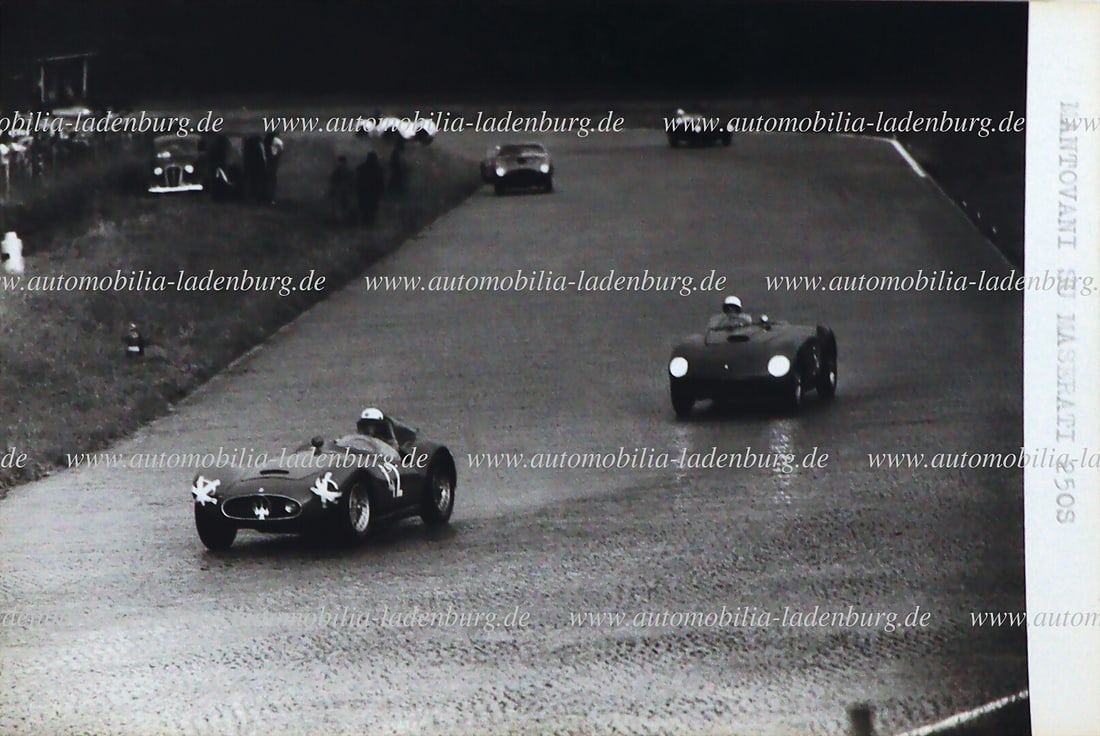 SUPERCORTEMAGGIORE Monza 1954, original b/w photo, Mantovani on Maserati 250 Sport in front of (1 of 2)