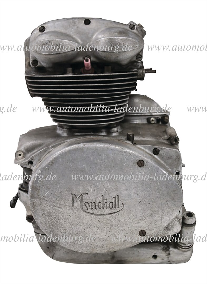 MONDIAL 50s Mondial 200 ccm engine, engine number (1243), unrestored original condition, restoration (1 of 4)