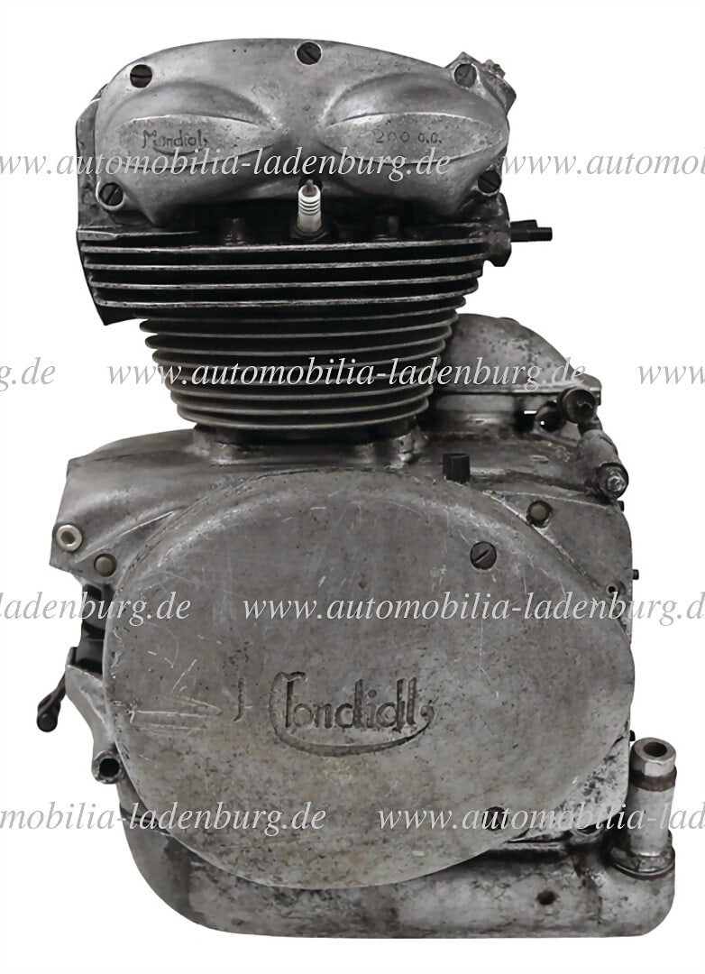 MONDIAL 50s, Mondial 200 ccm. 200/2 engine, engine number (267), unrestored original condition, (1 of 5)