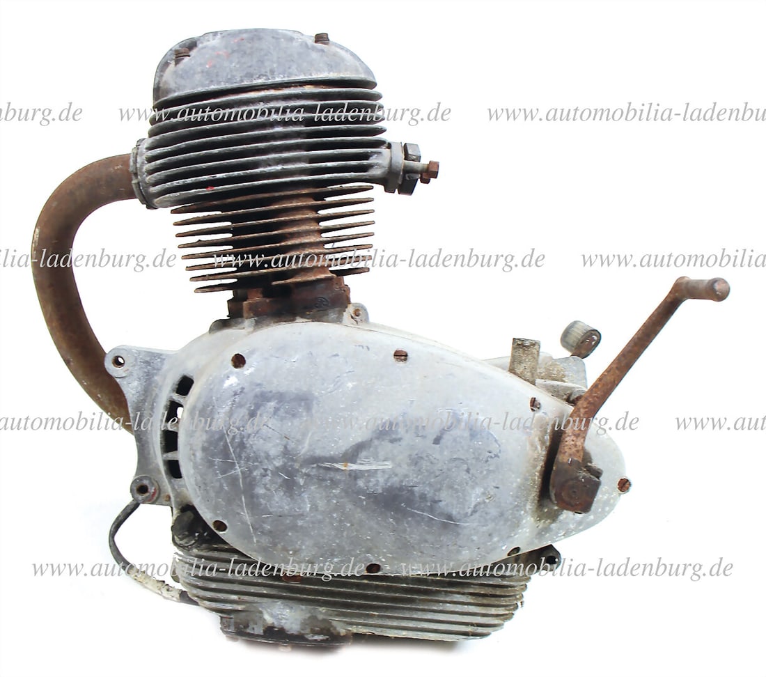 MOTO MORINI 50s, Moto Morini 175 ccm. Engine, engine number (A28780), unrestored original condition, (1 of 3)