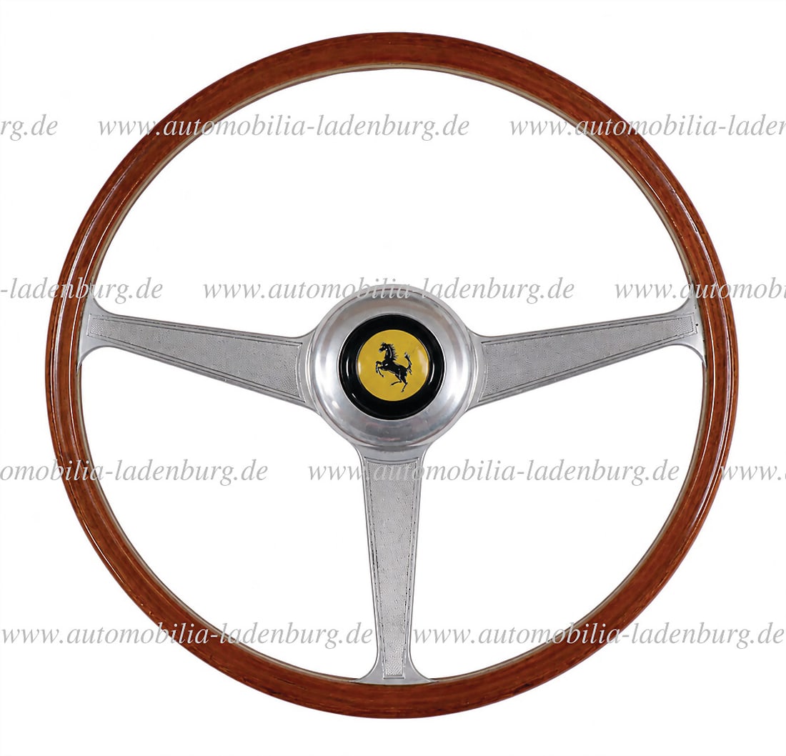 FERRARI Momo wooden steering wheel for Ferrari 206 Dino, 365 GTB/4, 275..., diameter 40cm, small (1 of 1)
