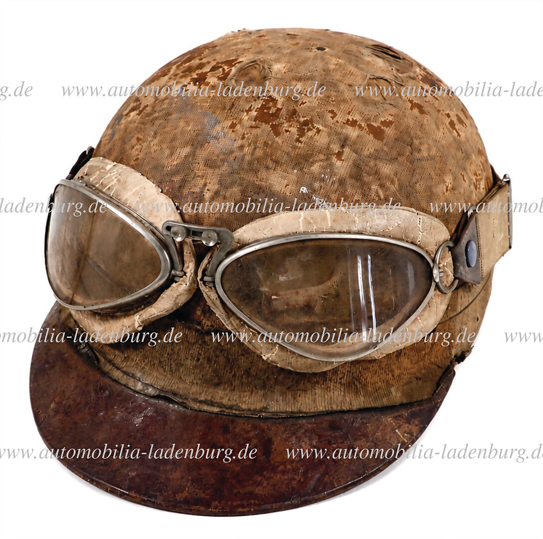 ESTATE OF HANS HUGO HARTMANN original crash helmet with driver's goggles Hans Hugo Hartmann, 50s, (1 of 4)