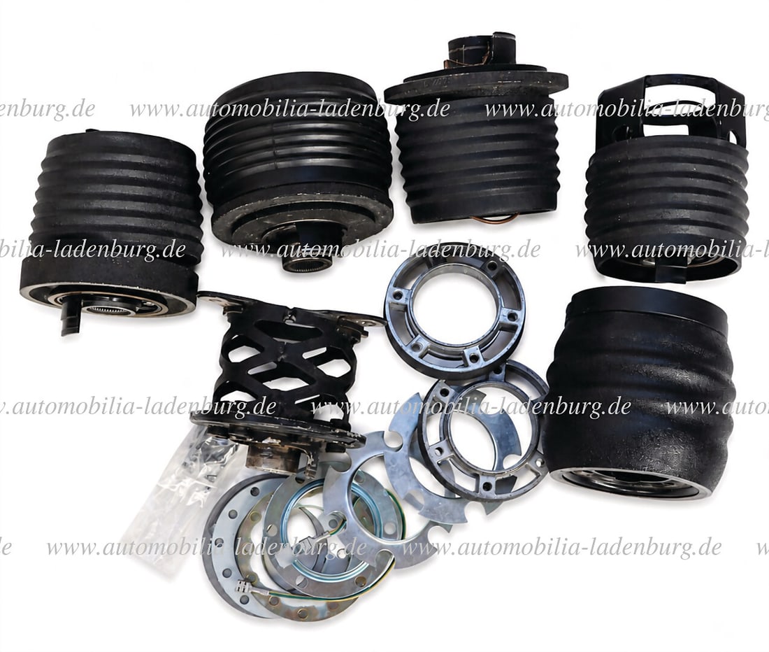 MOMO Lot of 6 pcs. Momo steering wheel hubs, part no. 2x c230 2x, C231, 261 l, ATI 403 German: MOMO Lot of 6 pcs. Momo steering wheel hubs, part no. 2x c230 2x, C231, 261 l, ATI 403 German Description MOMO Konvolut 6 tlg. Momo Lenkradnaben, TeileNr. 2x c230 2x, C231, 261 l, ATI 403