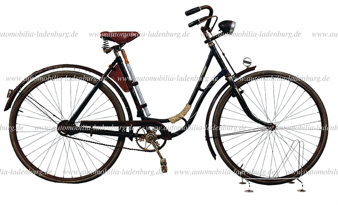 BISMARCK ca. 1940/50s, ladies' bicycle of the Bismarck bicycle brand, frame number "1178471", (1 of 8)