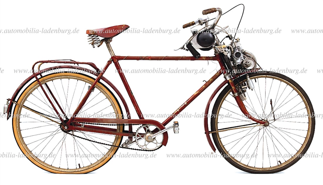 JAGDRING / REX ca. 1950s, Jagdring men's bicycle, frame number "1826489", with 49cc REX auxiliary: JAGDRING / REX ca. 1950s, Jagdring men's bicycle, frame number "1826489", with 49cc REX auxiliary engine type FM50 (192785), F&S Torpedo D.P.-hub, dynamo, clutch and gear shift of the auxiliary motor 