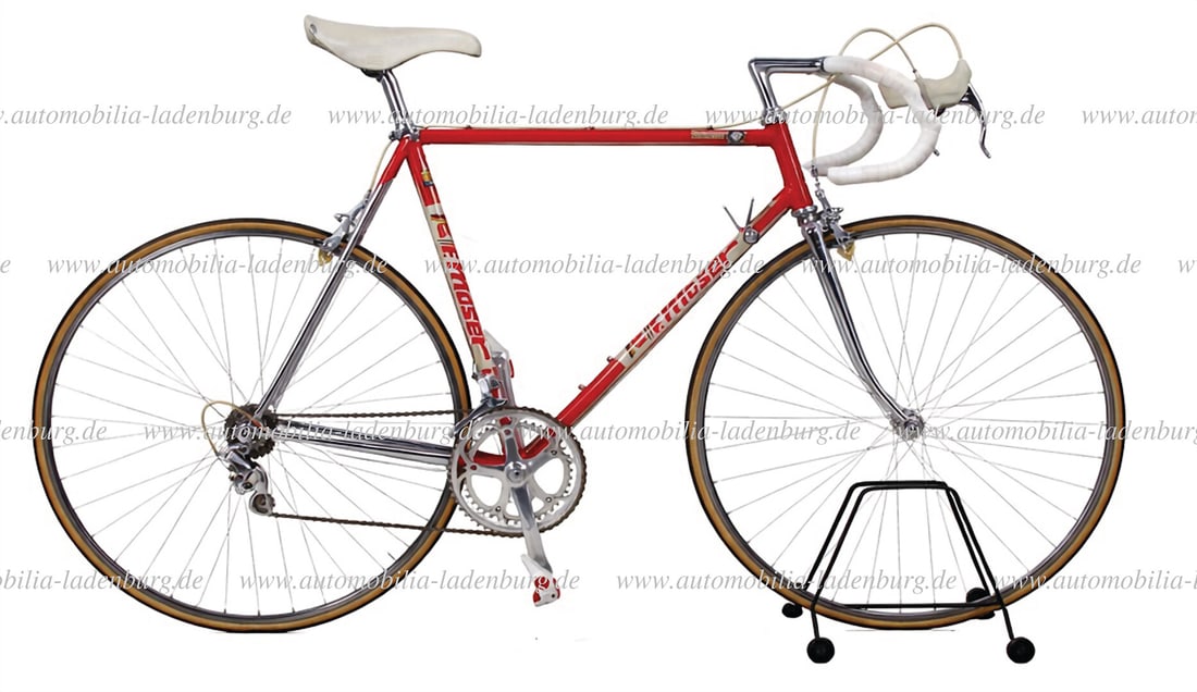 FRANCESCO MOSER Francesco Moser racing bike, with Italian steel frame, Campagnolo Chorus groupset, (1 of 10)