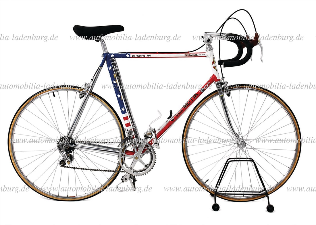 GIANNI MOTTA 1984/85, Gianni Motta Personal "Team Gianni Motta Linea MD", professional team racing (1 of 10)