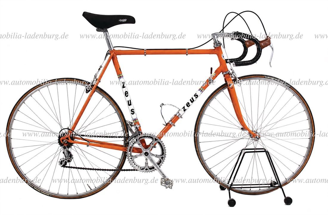 ZEUS ALFA 1969, Zeus-Alfa road bike, built with Zeus Durifort frame and Zeus Durifort fork, Zeus: ZEUS ALFA 1969, Zeus-Alfa road bike, built with Zeus Durifort frame and Zeus Durifort fork, Zeus headset, Zeus crankset with Zeus chainrings, Zeus pedals, Zeus hubs, Olympic brake levers, Zeus seat po