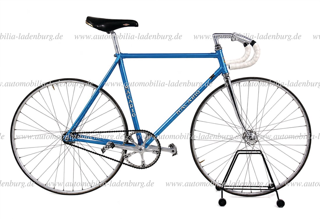 MACARIO ca. 1978-1980, Macario track bike, with Macario track frame made of Reynolds-531 steel, (1 of 7)