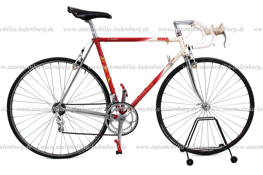 MBK / MOTOBECANE / P. MUNOZ ca. 80s/90s, P. MuÃ±oz / MBK MotobÃ©cane team bike, (1 of 8)