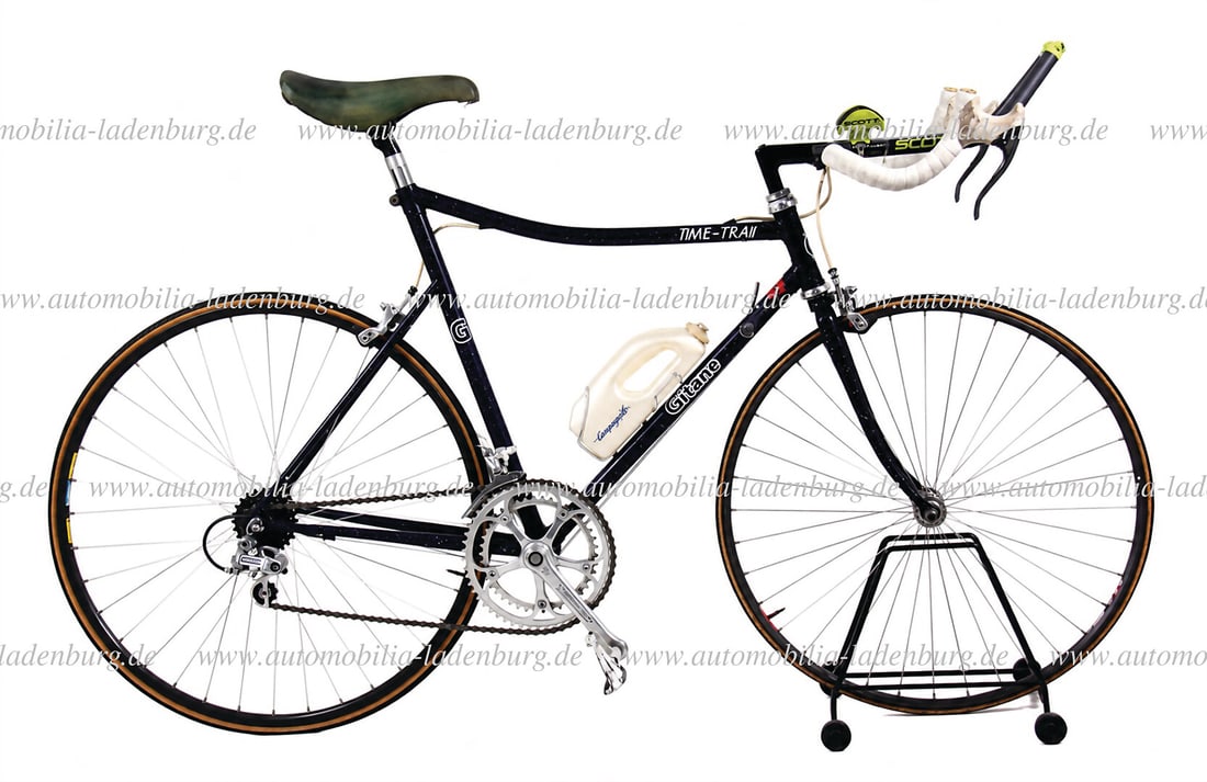 GITANE / JOSÃ‰ A. GIL ca. 1988-1991, professional Gitane Contrarreloj time trial bike, (1 of 8)