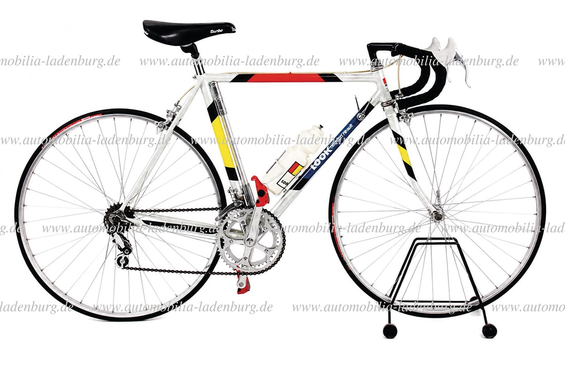 LOOK / BERNARD HINAULT circa 1986-1987, limited Look-Bernard Hinault road bike, built on a Look: LOOK / BERNARD HINAULT circa 1986-1987, limited Look-Bernard Hinault road bike, built on a Look frame made of Reynolds 753 tubesets with matching Look fork, equipped with Zeus crankset and Zeus chainr
