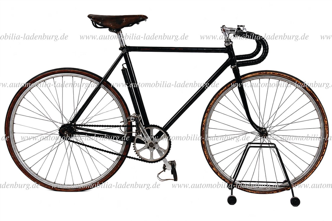 ca. 1940-1950s, racing bike with steel frame, frame height ca. 51cm, Campagnolo components on the (1 of 9)