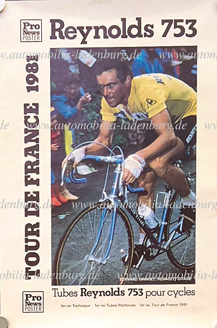 mixed lot of 4 original racing cyclist posters, among them "Greg Lemond, winner Tour de France, (1 of 4)