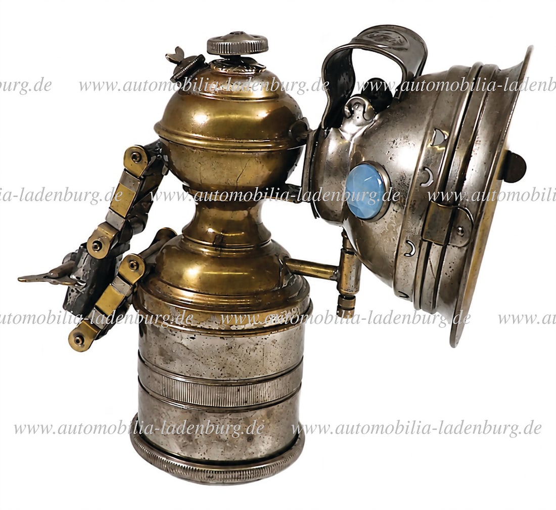 LOHMANN WERKE AG Bicycle carbide/acetylene lamp, manufacturer "Lohmann Werke AG, Bielefeld", (1 of 4)