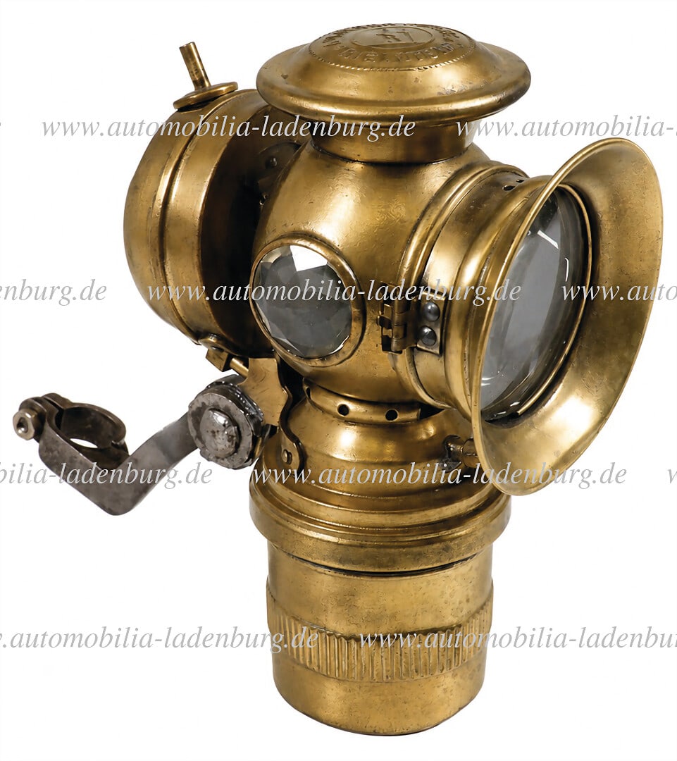 LOHMANN WERKE AG Bicycle carbide/acetylene lamp, manufacturer "Lohmann Werke AG, Bielefeld", (1 of 2)