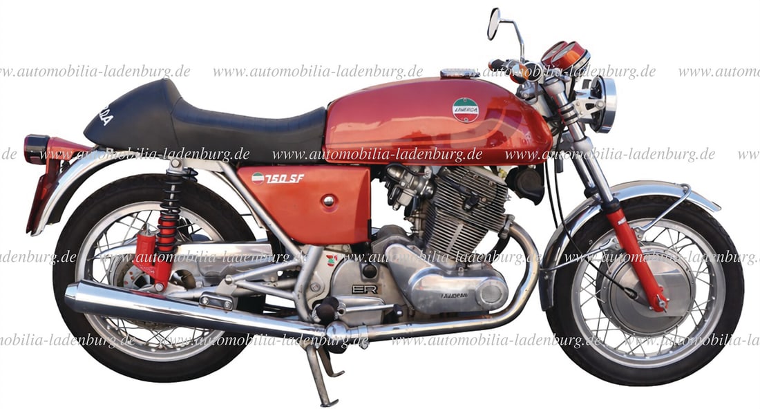 LAVERDA 1975, Laverda 750 SF, legendary Italian parallel twin of the 1970s in classic factory color: LAVERDA 1975, Laverda 750 SF, legendary Italian parallel twin of the 1970s in classic factory color combination, 750 cmÂ³, first registration according to documents 06.03.1975, only two owne