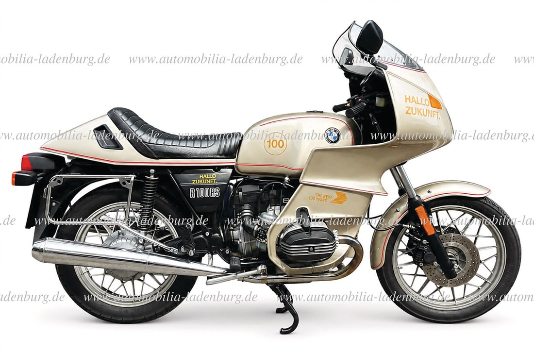 BMW 1981, BMW R100RS, sports tourer of the 247 series with air-cooled two-cylinder boxer engine, 971 (1 of 10)