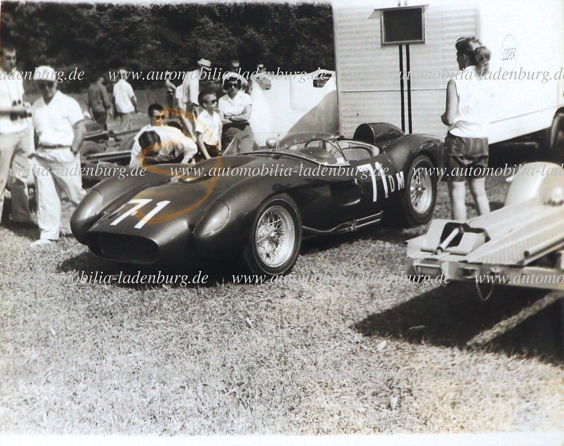 FERRARI Original b/w photographs Ferrari 250TR (#0732TR), racing car of Buzz Hahn / Bill Wuesthoff, (1 of 2)