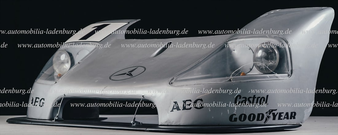 MERCEDES BENZ Sauber C9 Mercedes front clip (nose) Sauber C9 - the same vehicle type as the 1989 Le (1 of 4)