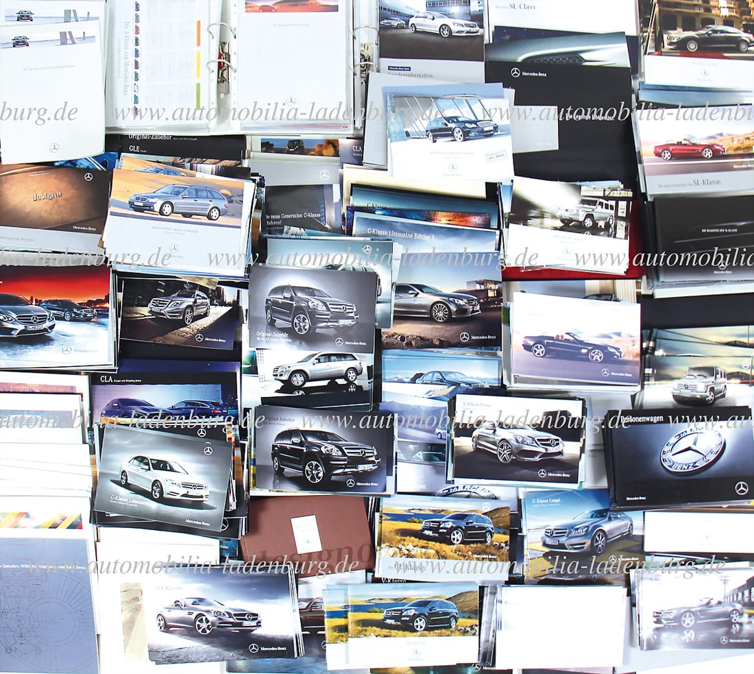 MERCEDES-BENZ Large bundle over 2000 pcs, 2 pallets, with brochures, catalogs, price & accessory: MERCEDES-BENZ Large bundle over 2000 pcs, 2 pallets, with brochures, catalogs, price & accessory lists as well as sales brochures for various Mercedes models from the 90s to approx. 2017, including am