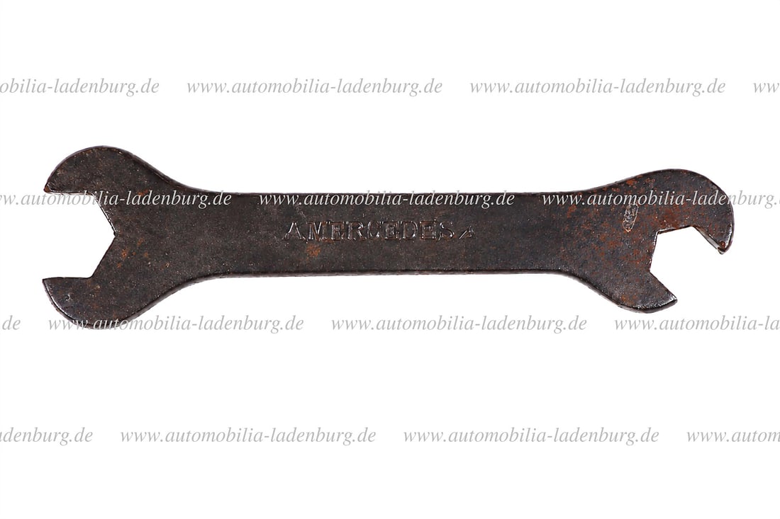DAIMLER MOTORS COMPANY Wrench 14/17, "Mercedes" German Description DAIMLER MOTOREN GESELLSCHAFT: DAIMLER MOTORS COMPANY Wrench 14/17, "Mercedes" German Description DAIMLER MOTOREN GESELLSCHAFT SchraubschlÃ¼ssel 14/17, "Mercedes"