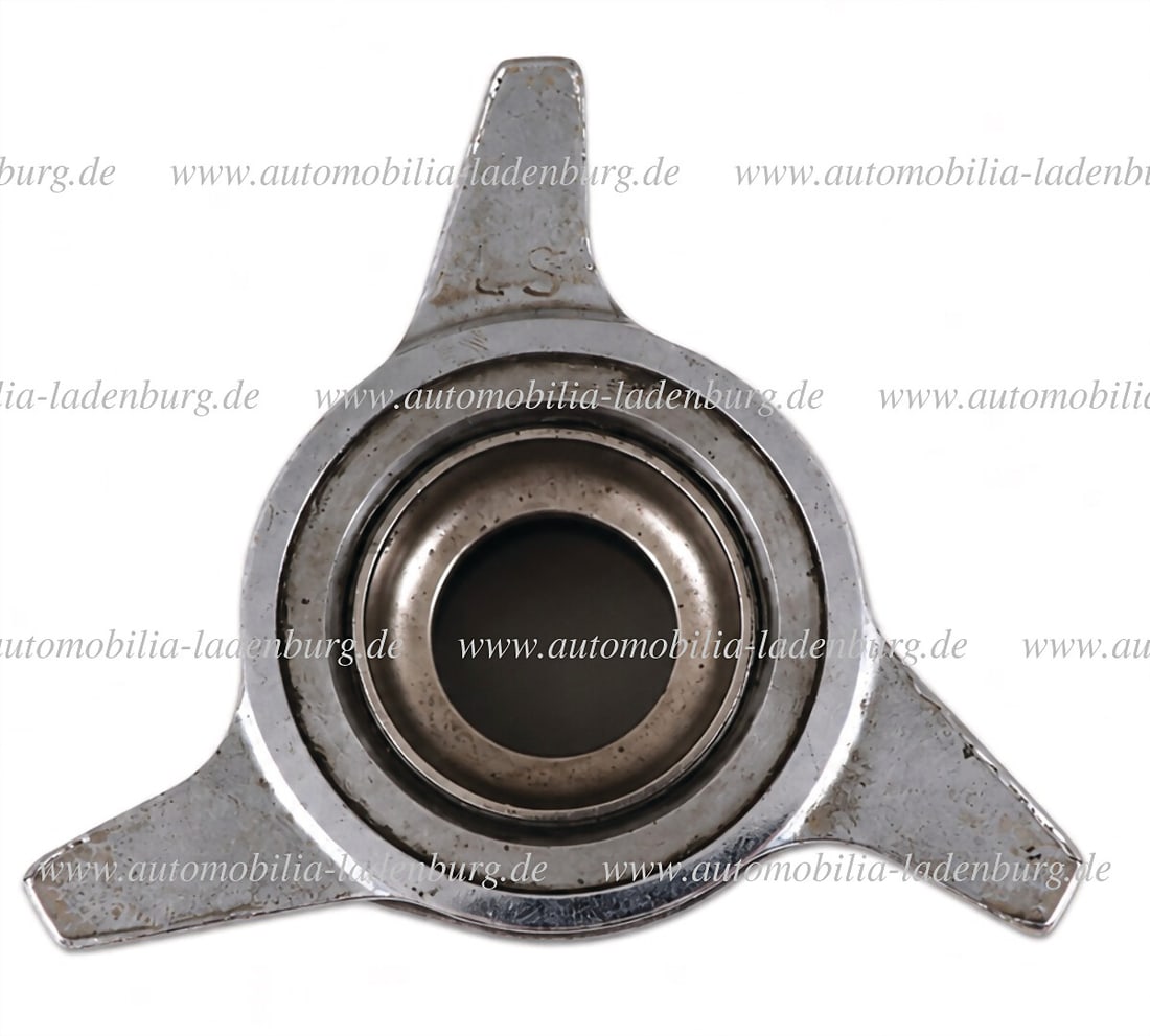 MERCEDES-BENZ original Mercedes-Benz 300 SLR/W 196 racing car wing nut with hub adapter, good (1 of 1)