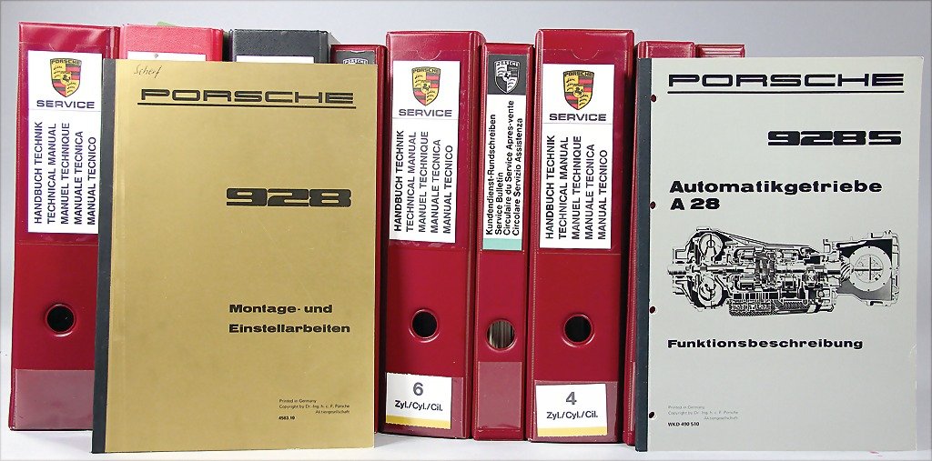 Porsche, Porsche service documents, 9 file, among them: Porsche, Porsche service documents, 9 file, among them e.g.: manual technique 4 cylinder vehicles, mid '80s to the early '90s, file clearance certificate type 911 '80s - mid '90s, customer service cir