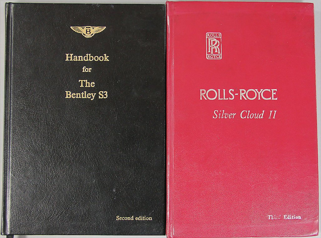 No. 1: Rolls Royce Silvercloud II Handbook, 3rd: No. 1: Rolls Royce Silvercloud II Handbook, 3rd edition, No. 2: Bentley S3 Handbook, 2nd edition, English text, condition 1-2 German Description Nr. 1: Rolls Royce Silvercloud II Handbook, 3. Auflage,