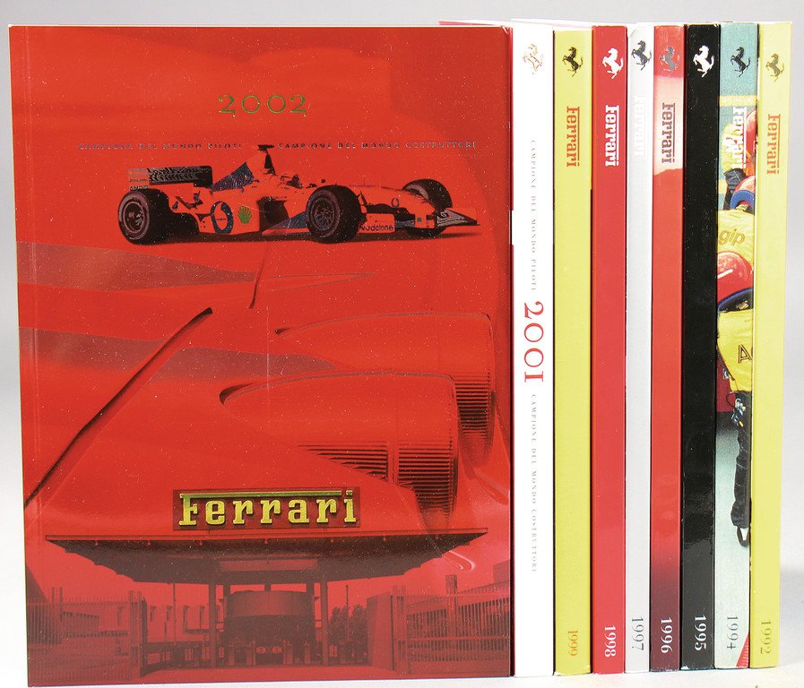 FERRARI mixed lot of 9 pieces, Ferrari yearbooks, year (1 of 1)
