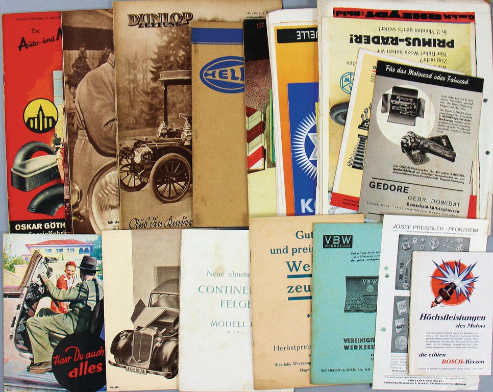 mixed lot of advertising folder suppliers, very (1 of 1)