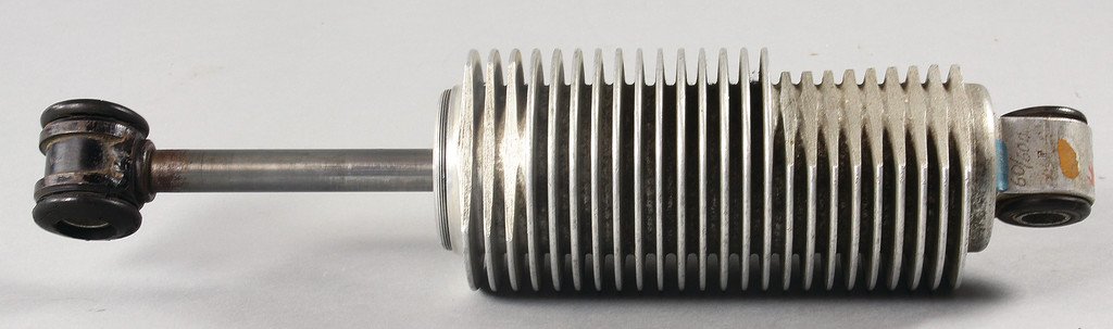 MERCEDES-BENZ/JUAN MANUEL FANGIO original suspension: MERCEDES-BENZ/JUAN MANUEL FANGIO original suspension strut of the formula 1 Silver Arrow W 196. this suspension strut is from the world champion-vehicle of Juan Manuel Fangio. the suspension strut is 