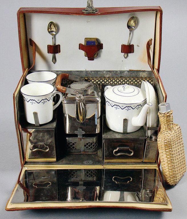 WATT & SONS c. 1905, tea set for 2 persons, complete, (1 of 1)