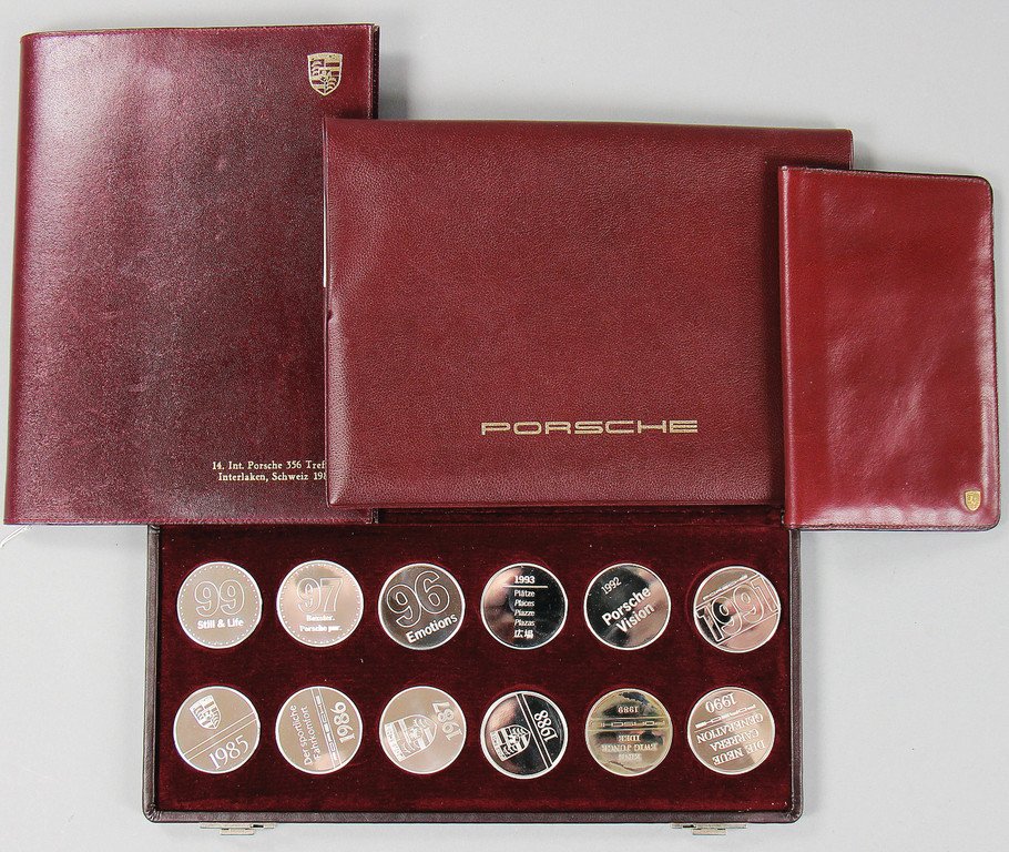 PORSCHE mixed lot 4 pieces, No. 1: calendar coins in (1 of 1)