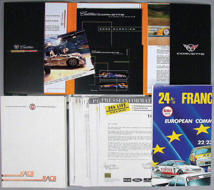 4 motor sport press kits, BMW motor sport Le Mans 1999,: 4 motor sport press kits, BMW motor sport Le Mans 1999, Cadillac Corvette 2002, ADAC 24 hours race Nürburgring 1989 and 24 hours Spa-Francorchamps 1989, c. 70 pages with text, many photos and some po