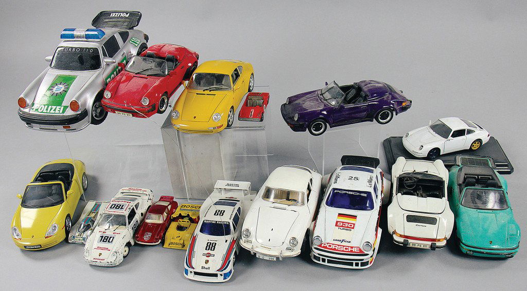 PORSCHE 15 model cars, used, bad condition, mainly (1 of 1)